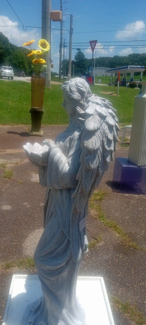 New 29in Floor Or Garden Angel Very Detailed High Quality Masterpiece 