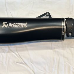 Akrapovic Slip-On Exhaust Kawasaki H2 SX