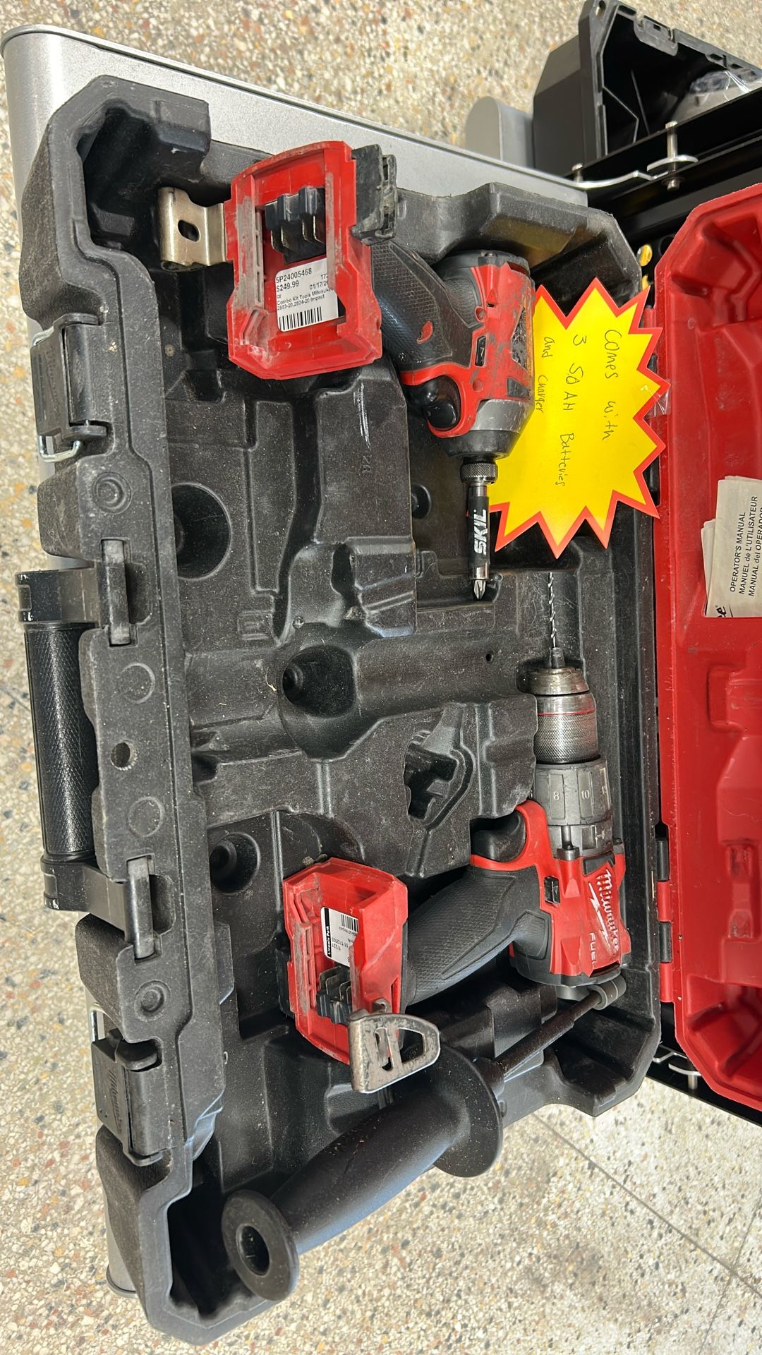 Milwaukee Drill And Impact Kit