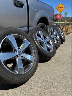 20’ alloy OEM jeep grand Cherokee wheels & tires