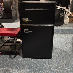 Magic Chef Retro 3.2 Cu 