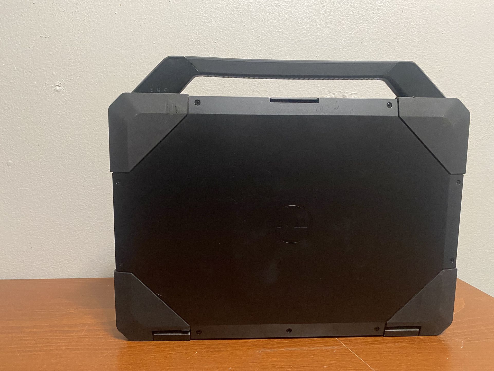 Dell Extreme Rugged 5414 ToughBook i7 2.50GGz 16GB Ram 1TB M.2 SATA III SSD