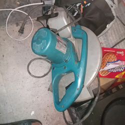 Makita 4214NB