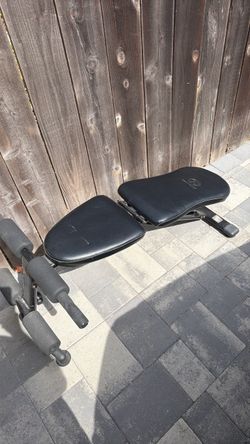 Adjustable Weight Bench with Leg Curl