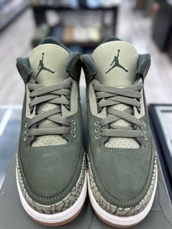 Jordan 3s Family Afairs