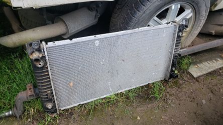 Escalade radiator