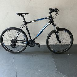 BICYCLE GIANT 21 SPEED SIZE 26 BRAND NEW