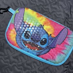 Small stitch pencil pouch