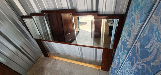 Queen Bedroom Set