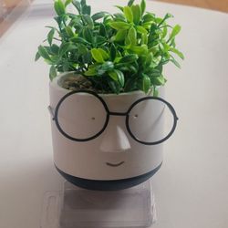 Cement Face Planter Decoration 