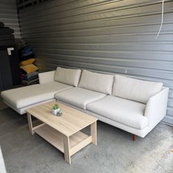 Beige Sectional Couch-FREE DELIVERY 🚚 