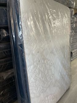 QUEEN PILLOWTOP MATTRESSES