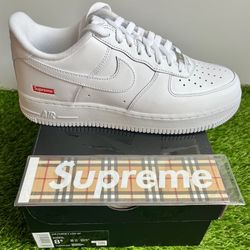 Nike x Air Force 1 Low SP Supreme Size 8.5 Mens Shoes Sneakers White Box Logo New 2023