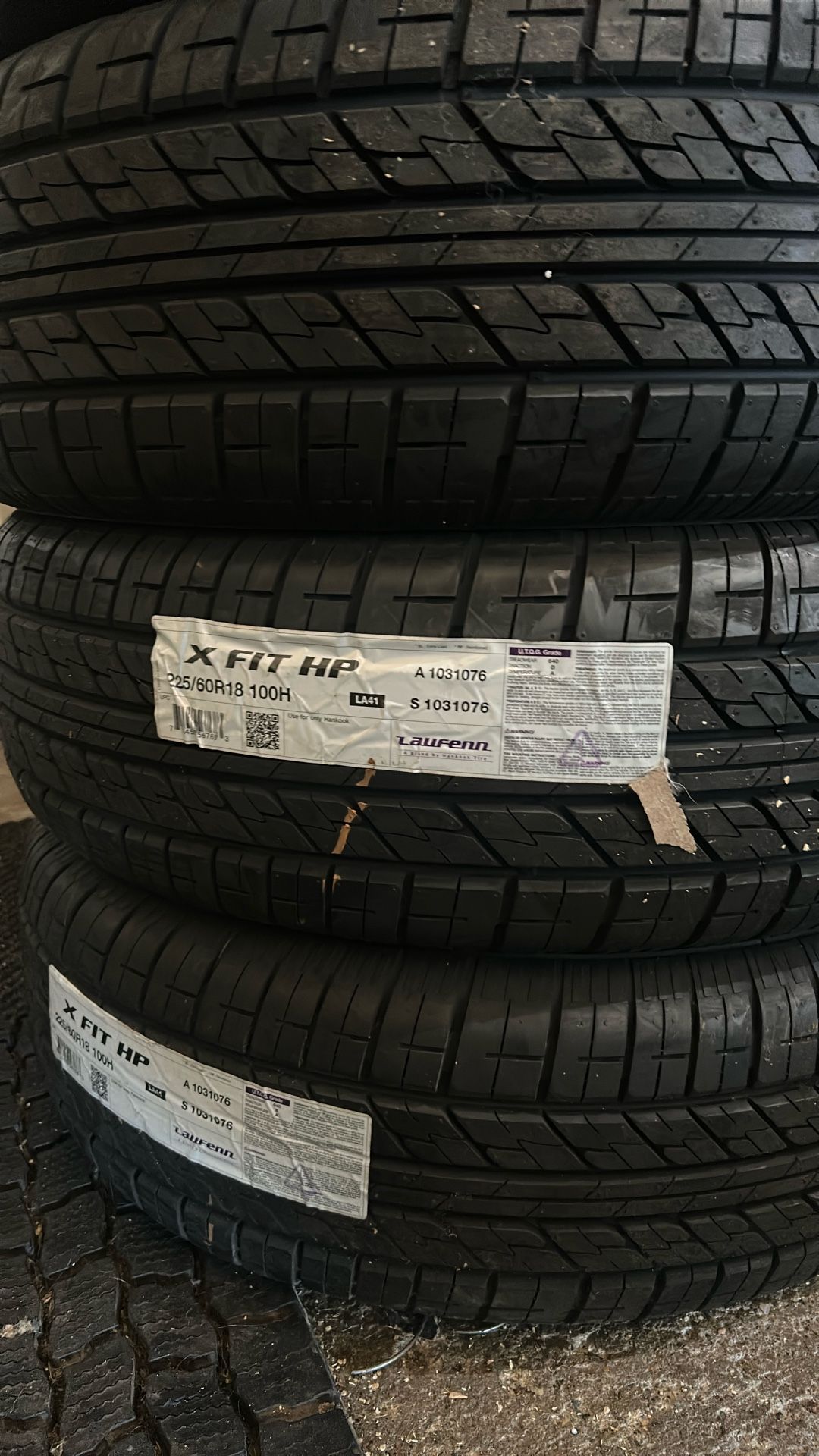 225/60R18