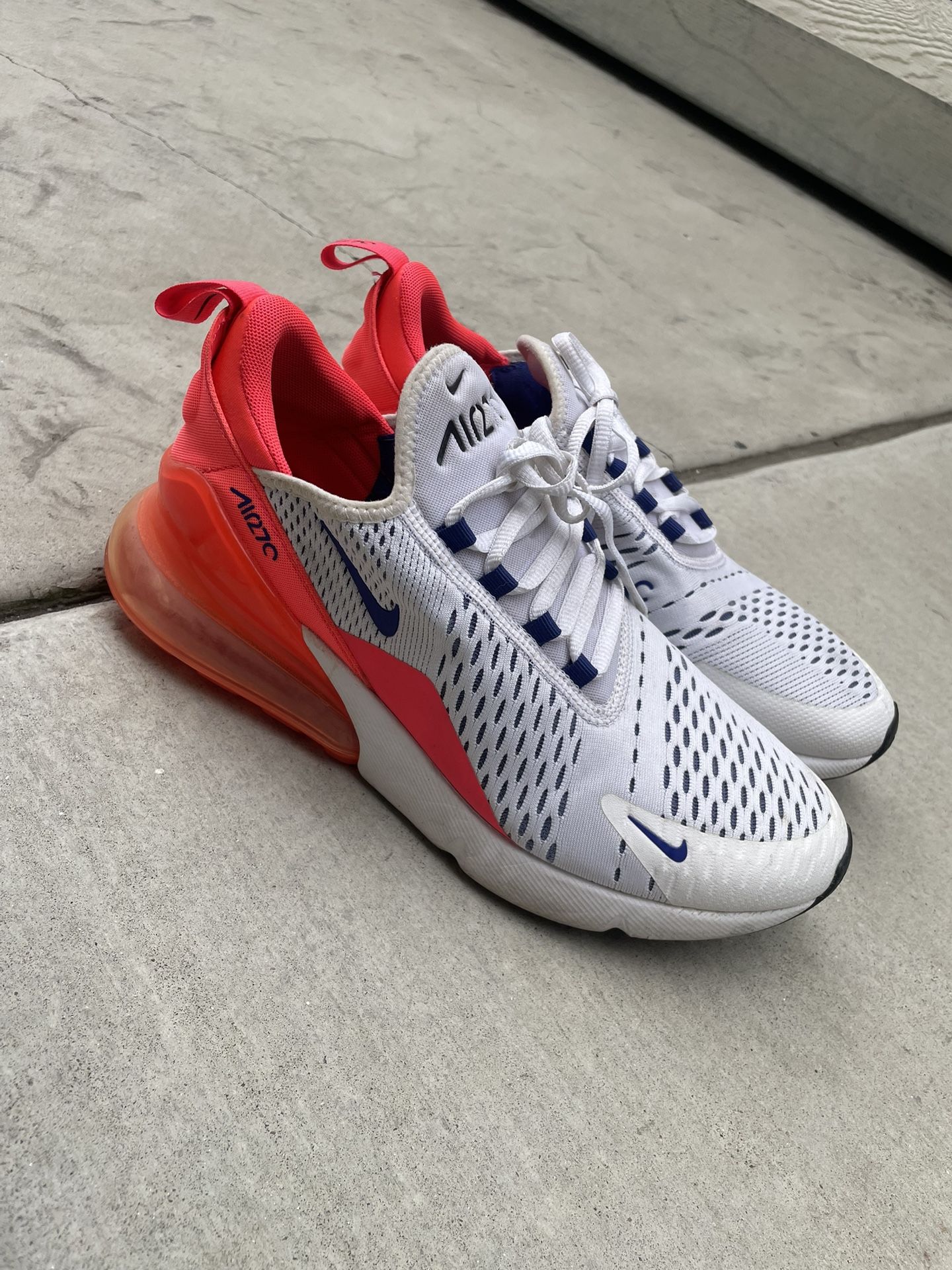 270 Shoes White And Red Nike 270s Nike Air Max 270s Women's Size 10