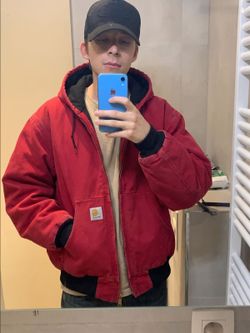 Red Vintage Carhartt jacket  size M