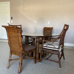 Dining Set Table W/4 Chairs