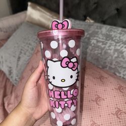 Hello Kitty tumbler 🎀✨