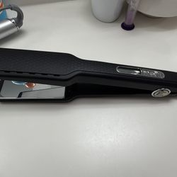 Hair Straightener And Curler