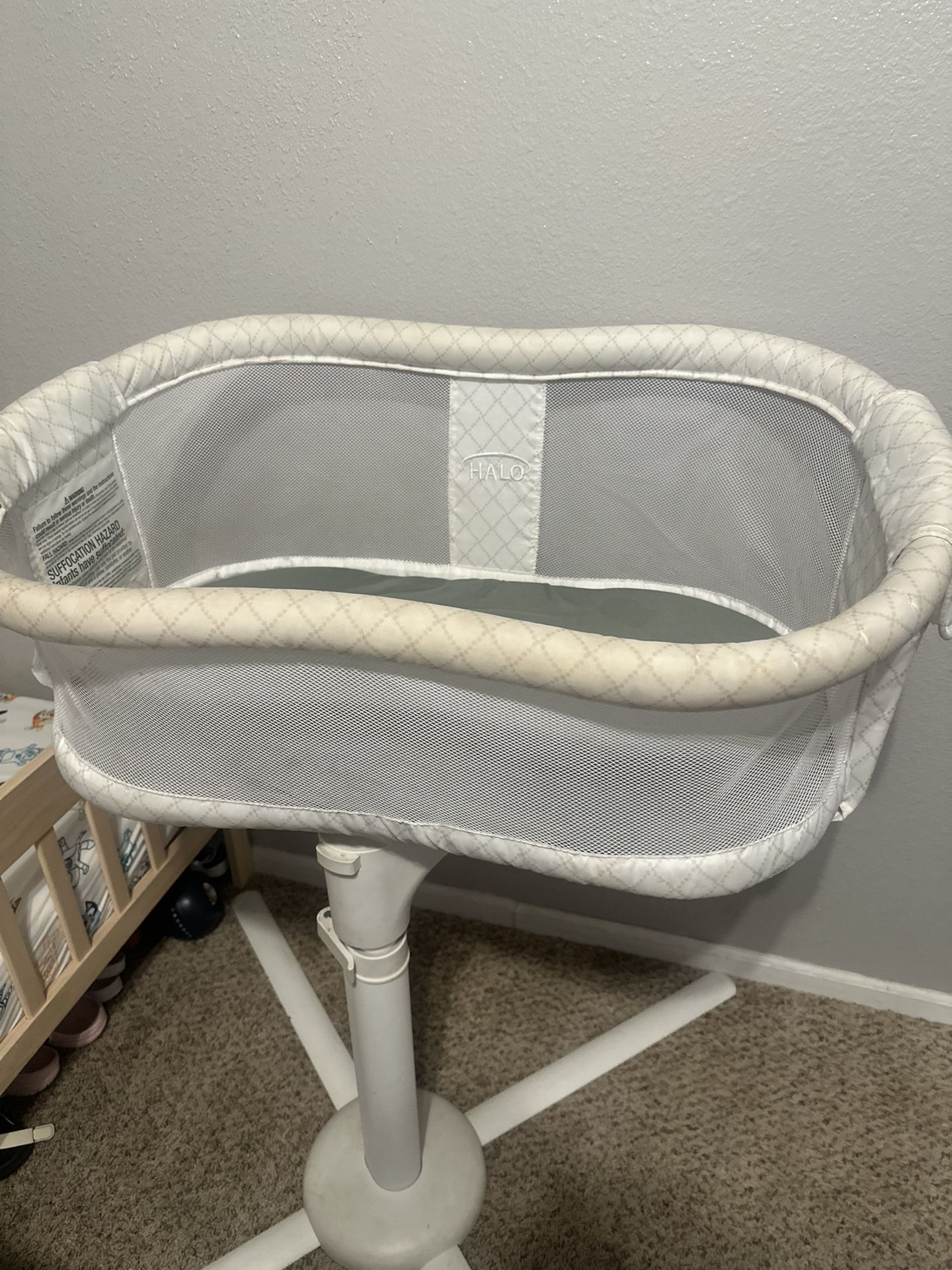 Moises (cuna)Y Mucha Ropa Para Bebes/ Baby Bassinet  And Clothing Baby Boy And Baby Girl