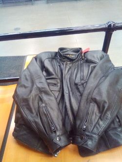 Harley Davidson Leather Jacket in GREAT CONDITION