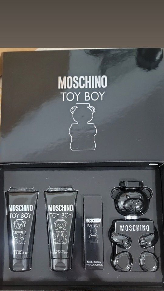 Mochino Toy Boy