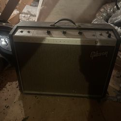 Vintage Gibson Bass Amp 