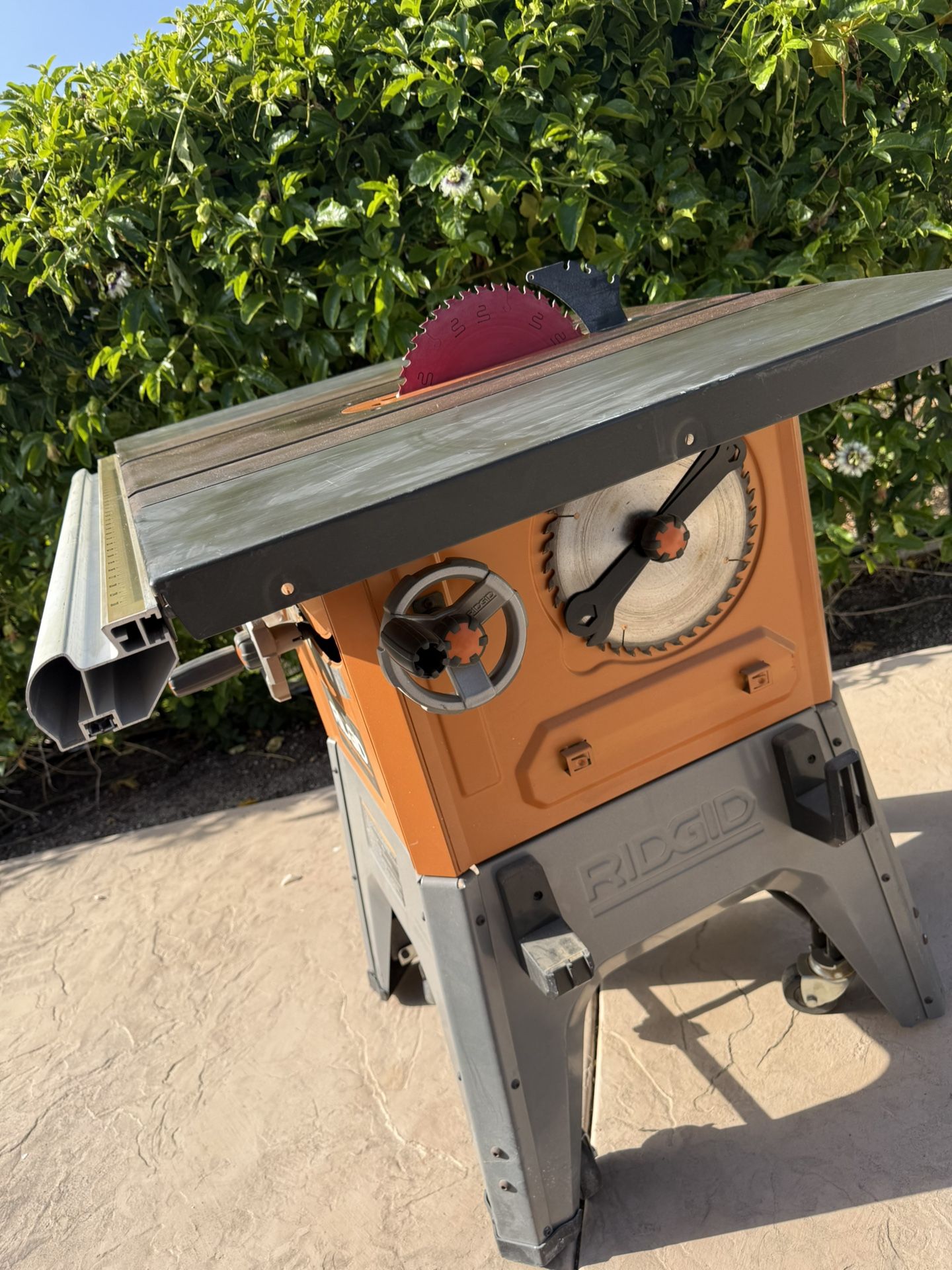 Heavy Duty Table Saw Only 325$ OBO