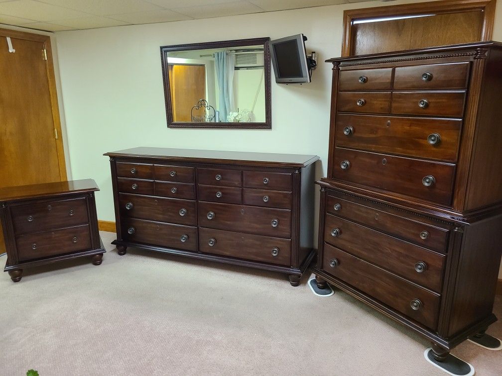 Bedroom Furniture 