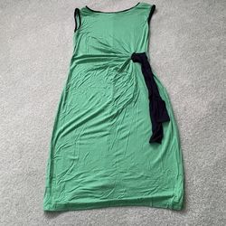 Carol, Little sleeveless green sheath or midi dress with navy blue knot detail XS