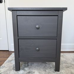 IKEA Hemnes 2-drawer nightstand