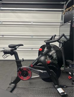 Peleton Bike