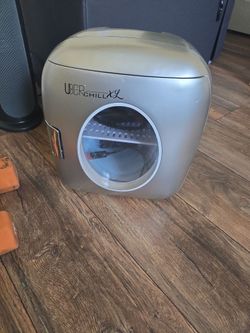 Portable refrigerator