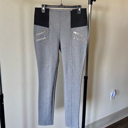 Woman's Gray Chic Pants