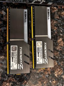 Trident Z RGB 32gb ddr4 memory. I5 9400f cpu with gigabyte mobo and AIO cooler