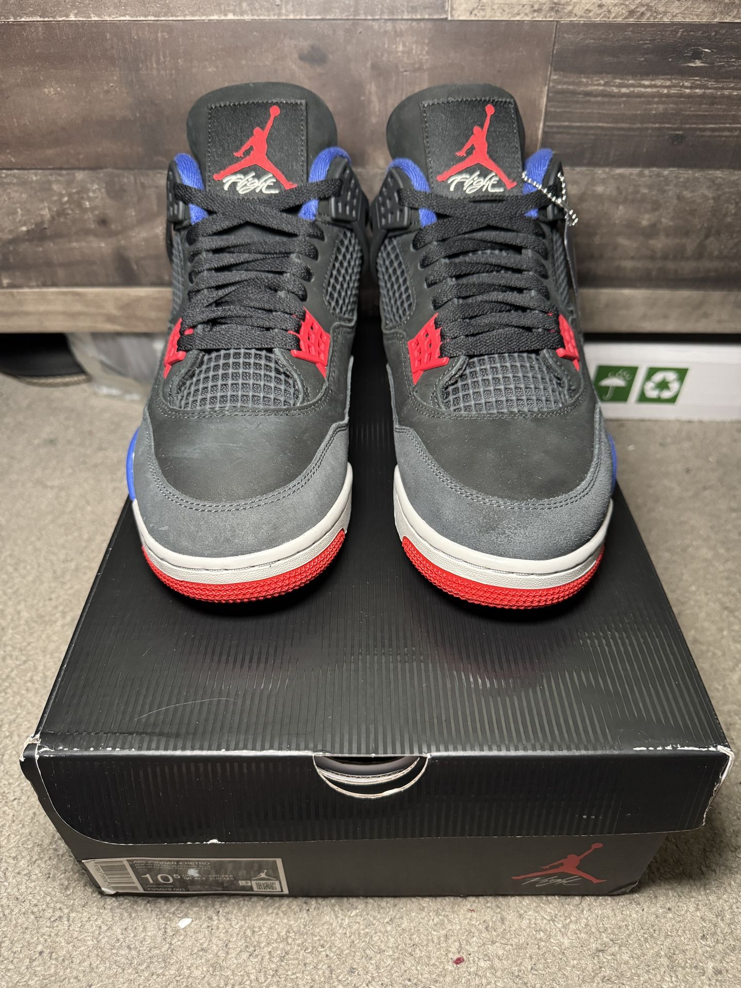 Air Jordan 4 Rare Air 2025 Size 10.5 Mens