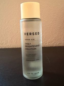 Versed weekend glow daily brightening solution 4 fl oz