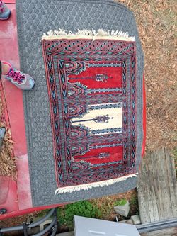 Vintage Prayer Saph Design  w/ 3 Mihrabs Fringe Wool Woven Afghan Pakistani Rugs Approx 42" by 26"