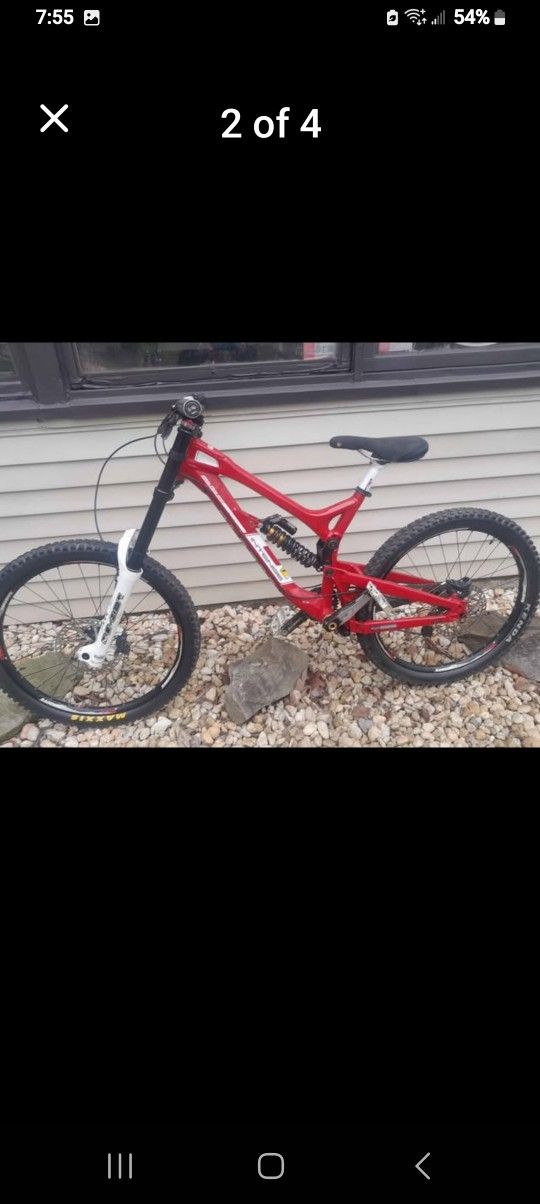 Intense 951 Fro DH Bike