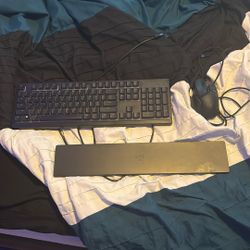 Razer Ornata V3 X And Basilisk V3 Mouse