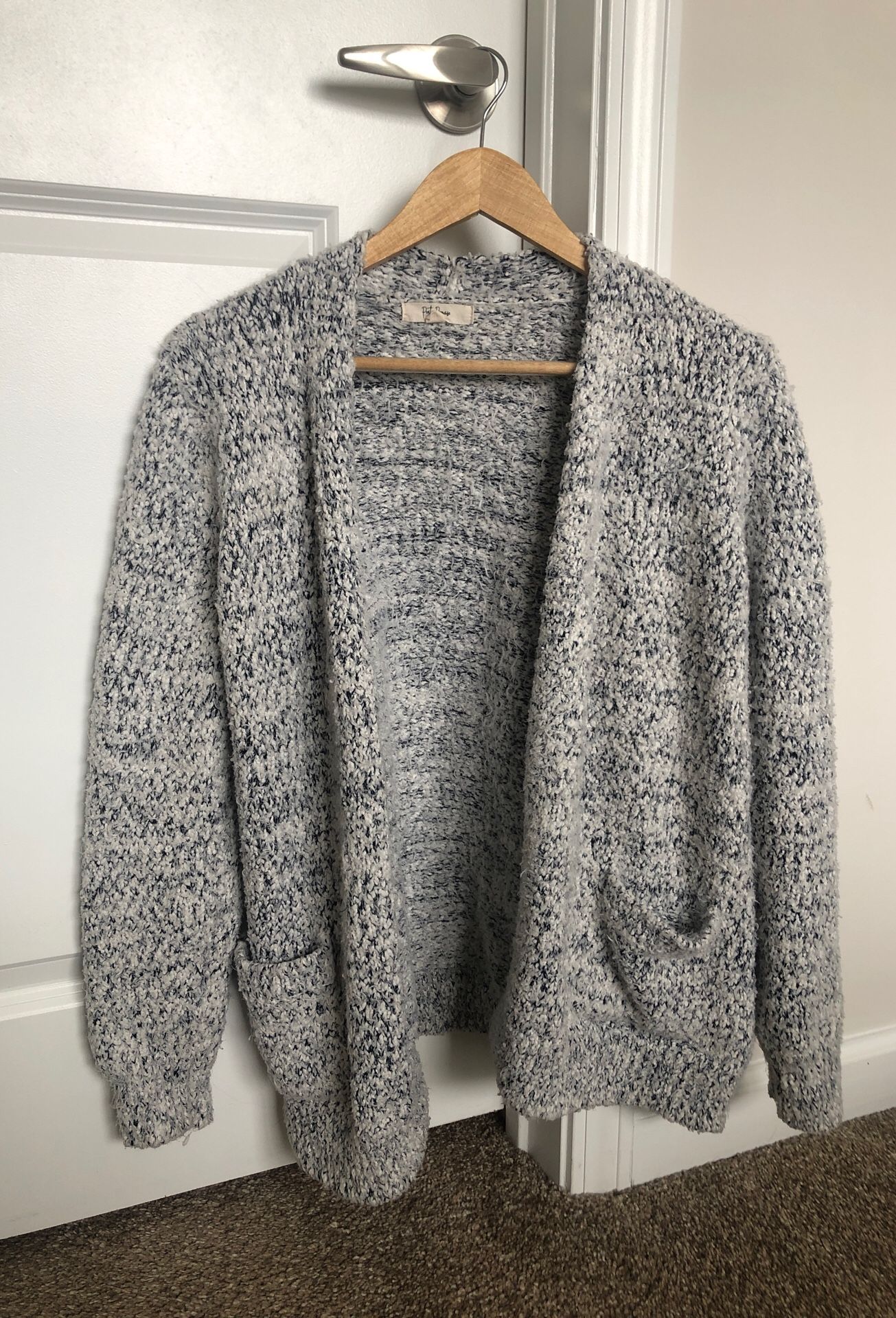 Soft and cozy Peyton Primrose size medium sweater for Sale in Pennington,  NJ - OfferUp