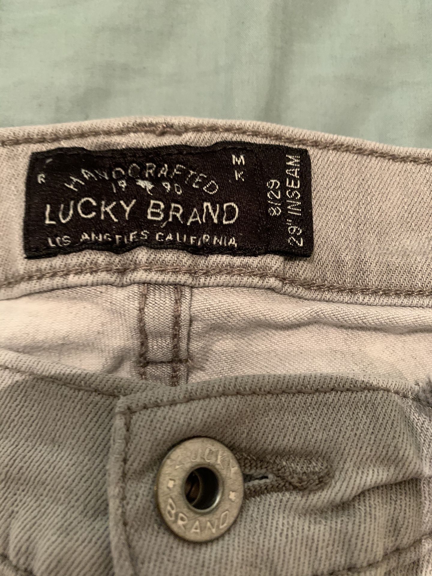 Women’s lucky brand jeans size 8