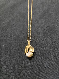 1928 Jewelry Co. Gold Tone Carved Rose Bud Pendant Necklace - 18"