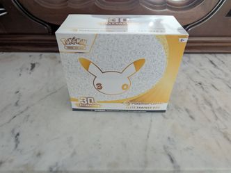 Pokemon 30th Celebration Pokemon Center ETB