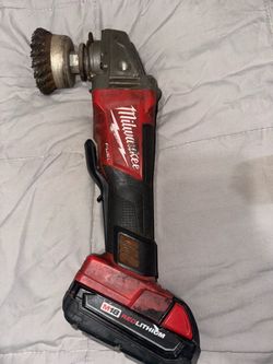 Milwaukee grinder