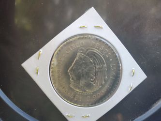 Cinco pesos 1947  30 gramos .ley 0.900.m.