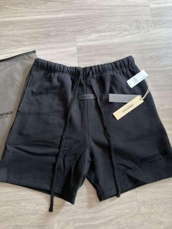 Essentials Short