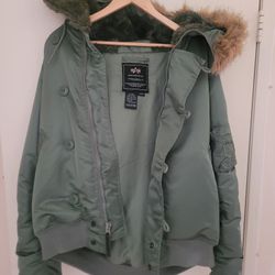 Alpha Industries Men's N-2B Bomber Jacket