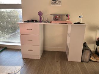Desk / organizer