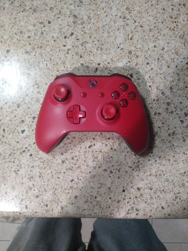 Xbox One Controller (Red/Maroon)
